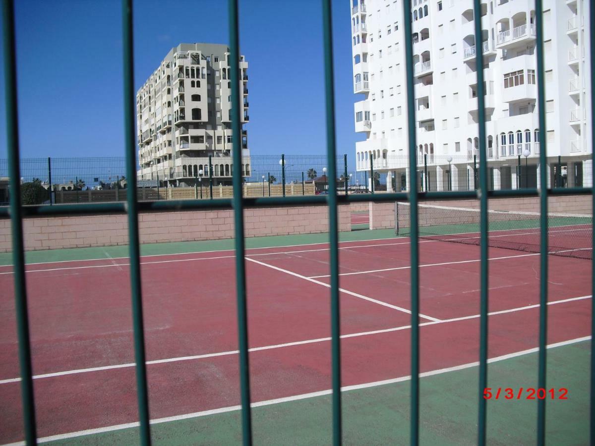 Apartamento Valdelagrana El Puerto de Santa Maria Luaran gambar